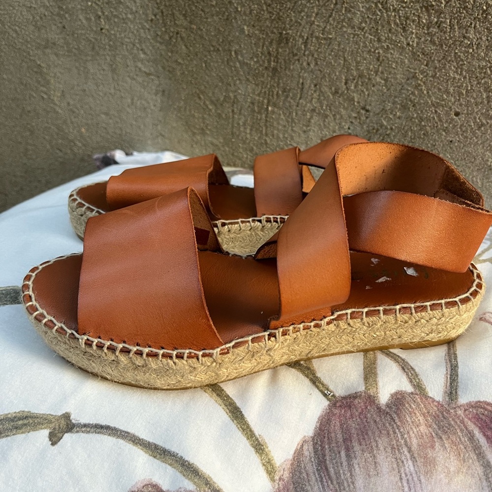 Bettye Muller Tan Espadrille Shoes with Cross-Over Straps